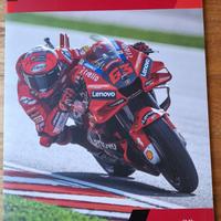 Cartoline postali Ducati campione del mondo