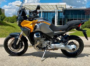 Moto Guzzi Stelvio