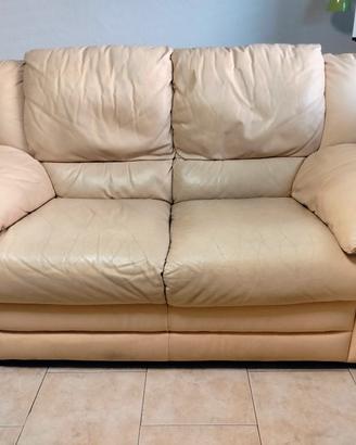 divano in vera pelle