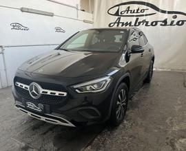 Mercedes-Benz GLA 200 d Automatic tua 349,00 ...