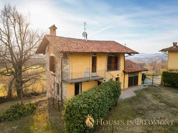 Casa Rustica nelle Langhe molto panoramica
