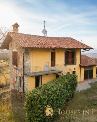 Casa Rustica nelle Langhe molto panoramica