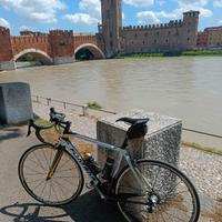 bici corsa Fontana L carbonio ultegra