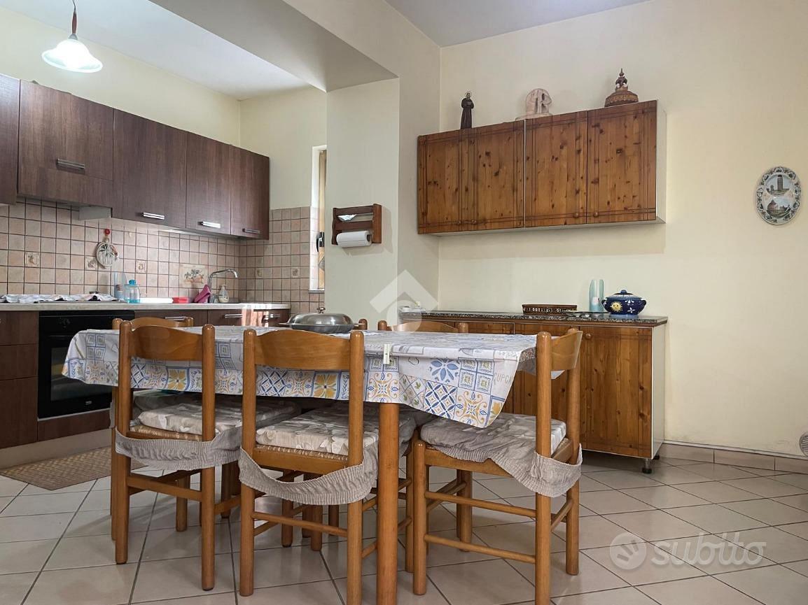 Casa – BN - Vista 4