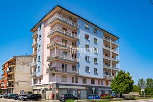 CHIVASSO 3 LOCALI PANORAMICO CON BOX AUTO