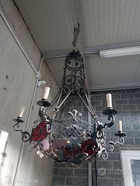 lampadario in ferro battuto