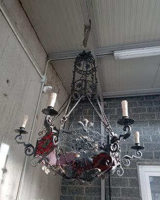lampadario in ferro battuto