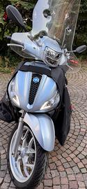 Piaggio Medley 125 ABS (E5+)  solo 378 km