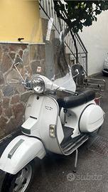Vespa LML 150