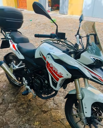 Benelli TRK 251 del 2019 km 5200