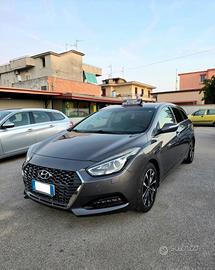 Hyundai i40 1.6 crdi sw Business Cambio automatico