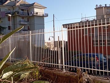 Recinzione in ferro a bacchette 