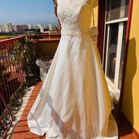 Abito da sposa nuovo