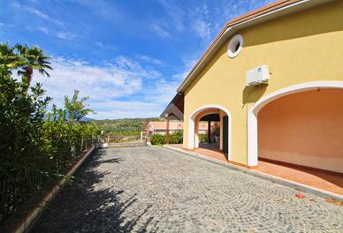 VILLA SINGOLA A ASCEA