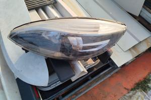 Faro anteriore sinistro RENAULT SCÉNIC III