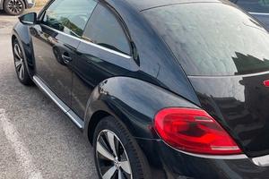 VOLKSWAGEN New Beetle - 2012