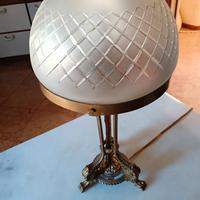 Lampada inizi 900 in vetro e ottone