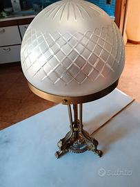 Lampada inizi 900 in vetro e ottone