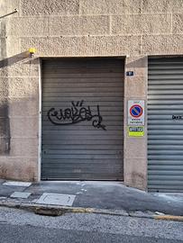 Magazzino con Cortile Privato e Passo carrabile