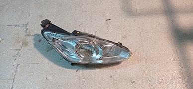fanale originale dx Ford c max dal 2011 in poi