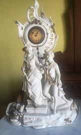 Orologio Kienzle in ceramica di Capodimonte