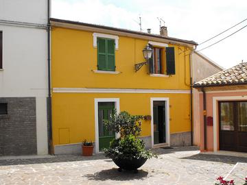 NUMANA - Incantevole bilocale nel cuore del centro