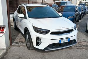 KIA STONIC 1.2 B/GPL-RETROC-KM 40.000