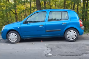 Automobile Renault clio