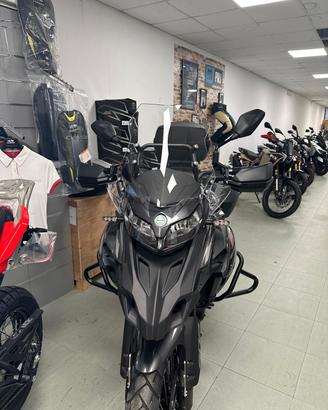 Benelli TRK 502 x