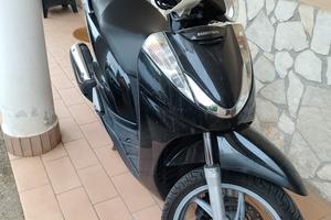 Scooter Honda sh300i