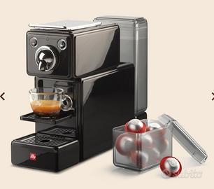 Macchina caffé Illy