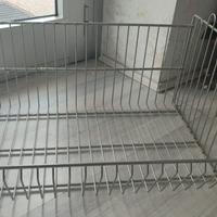 cesto contenitore a bocca di lupo