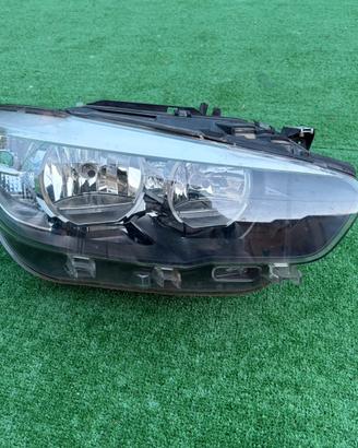 Faro DX BMW Serie 1 F20 2017