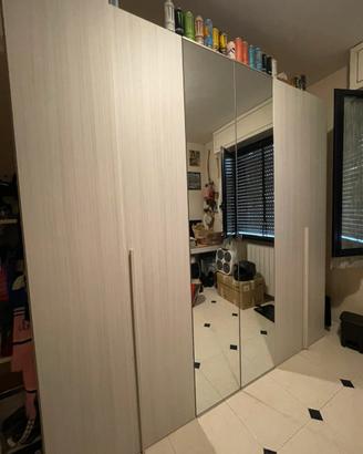 Armadio in legno 6 ante