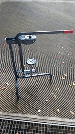 tappatrice per tappi in sughero nuova