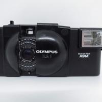 Fotocamera Olympus XA1