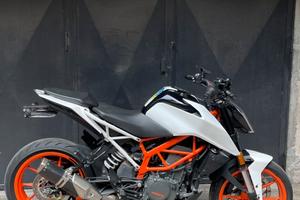 KTM Duke 390 - 2019