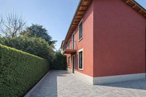 Villa di 121 m² con 4 locali e box auto doppio a O