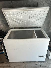 Congelatore a pizzetto 255 ltrs