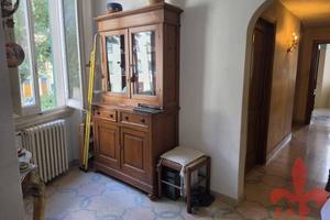 Appartamento di 109 m² con più di 5 locali a Firen