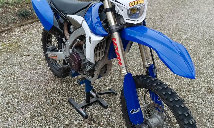 Yamaha YZ 450 - 2011
