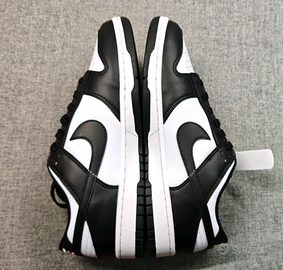 Nike dunk panda
