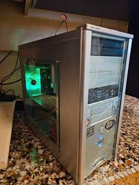 Computer completo, postazione fissa