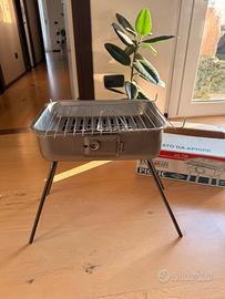 Gril/barbecue a carbonella portatile