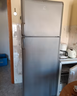 frigorifero Indesit 