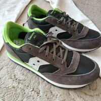 Saucony pantaloni maglietta giubbino occhiali
