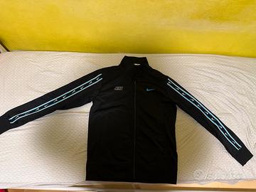 Nike sportswear black-blue