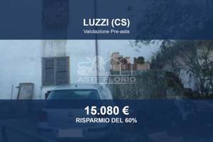 Immobile in asta di 180 m² con più di 5 locali a L