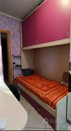 Cameretta a ponte con scrivania