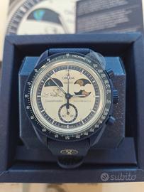 swatch moonshine gold